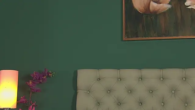 Snapshot of AlicePirs chatting on 02-13-25, 04:32 AlicePirs online show from 02-13-25, 04:32