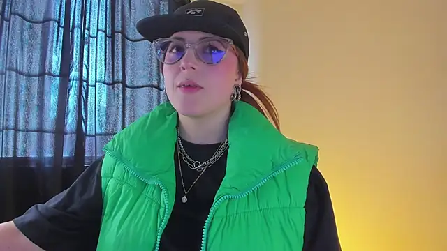 Snapshot of tekila__ chatting on 03-20-25, 07:14 tekila online show from 03-20-25, 07:14