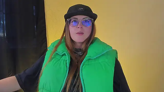 Snapshot of tekila__ chatting on 03-22-25, 10:26 tekila online show from 03-22-25, 10:26