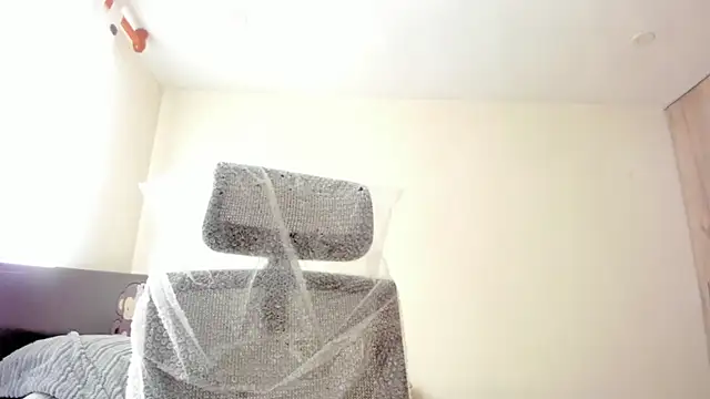 Sweetdreamses  online show from 09-18-25, 02:08