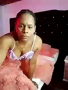 Camille rose  online show from 02-23-25, 09:59