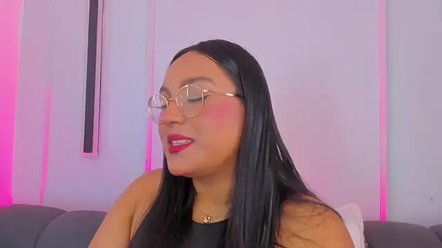 Snapshot of ellamontoya chatting on 12-03-25, 12:36 ellamontoya online show from 12-03-25, 12:36