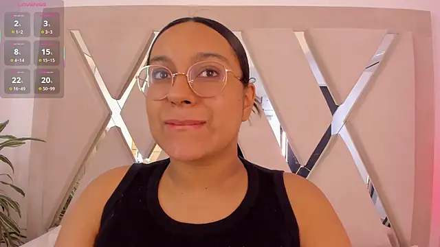 Snapshot of ellamontoya chatting on 02-24-26, 11:41 ellamontoya online show from 02-24-26, 11:41