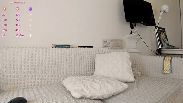 Snapshot of lizzistrata chatting on 02-01-25, 07:13 lizzistrata online show from 02-01-25, 07:13