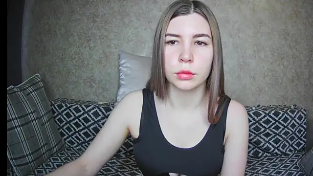 ElllaNuar online show from 12-20-24, 06:29