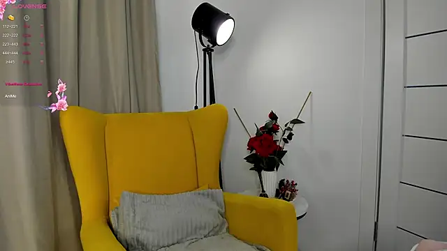 Snapshot of miissblonde chatting on 11-22-25, 03:38 miissblonde online show from 11-22-25, 03:38