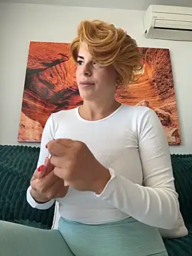 Selvaggia official83 online show from 02-09-26, 12:31