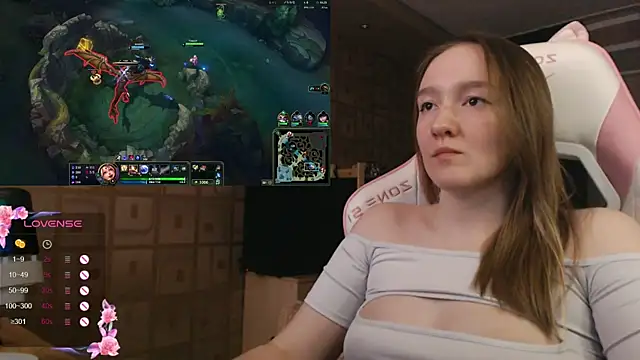 MoonlishSiren online show from 10-11-25, 08:18