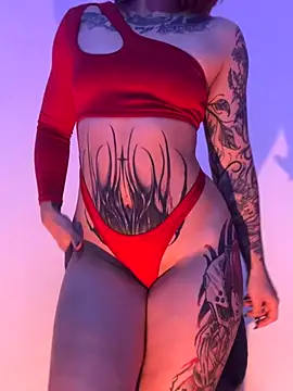 Snapshot of ValenGray chatting on 11-23-25, 01:00 ValenGray online show from 11-23-25, 01:00