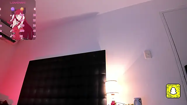 Snapshot of ValenGray chatting on 05-18-26, 01:50 ValenGray online show from 05-18-26, 01:50