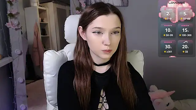 Snapshot of White_kitty01 chatting on 01-10-25, 02:23 White kitty01 online show from 01-10-25, 02:23