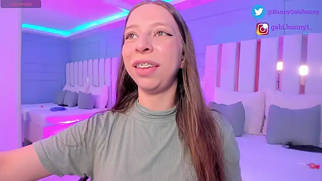 gabi bunny online show from 09-10-25, 04:40