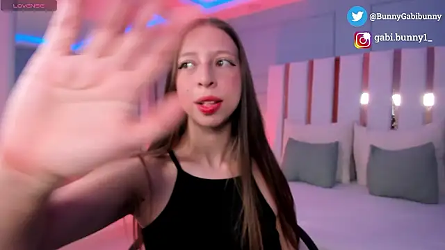 gabi bunny online show from 02-04-26, 04:46