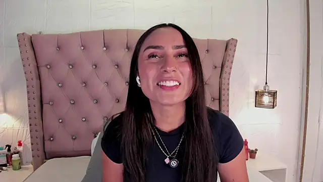 Snapshot of lia_sofiia chatting on 05-23-26, 09:35 lia sofiia online show from 05-23-26, 09:35