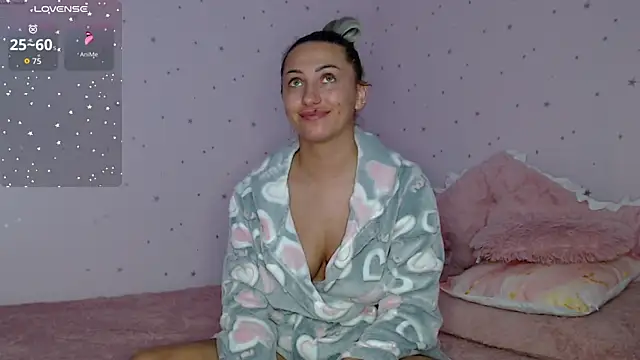 Snapshot of DeeaFUN25 chatting on 11-26-25, 04:41 DeeaFUN25 online show from 11-26-25, 04:41