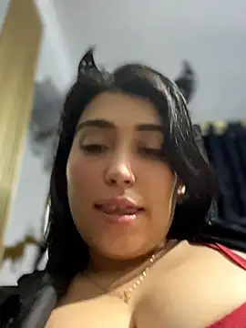 emma  cute   online show from 04-28-26, 11:37