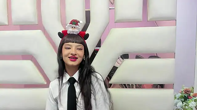 Aurora 18 online show from 12-12-24, 05:48