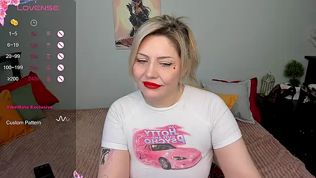 Snapshot of fucking_punishment chatting on 02-15-25, 08:44 fucking punishment online show from 02-15-25, 08:44