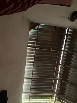 Aash Slave Boy online show from 04-28-26, 02:27