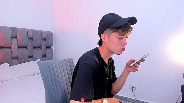 Snapshot of MarcusCollinss_ chatting on 12-02-24, 12:07 MarcusCollinss online show from 12-02-24, 12:07