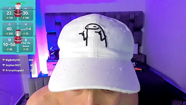 Snapshot of MarcusCollinss_ chatting on 12-18-24, 12:21 MarcusCollinss online show from 12-18-24, 12:21