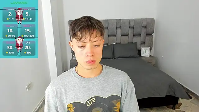 Snapshot of MarcusCollinss_ chatting on 12-22-24, 04:06 MarcusCollinss online show from 12-22-24, 04:06