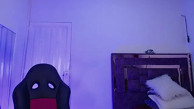 alejandrafitt online show from 10-08-25, 02:09