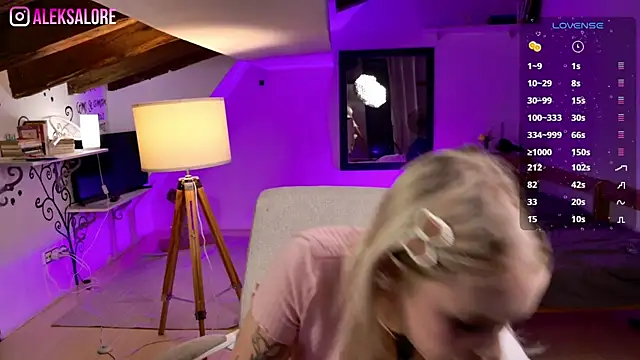 LexieLoree online show from 09-12-25, 03:06