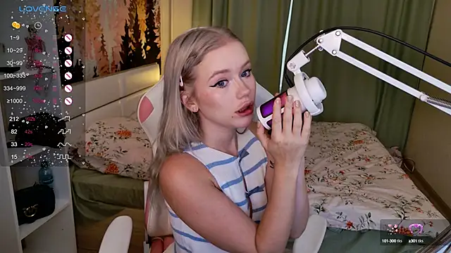 LexieLoree online show from 09-20-25, 03:40