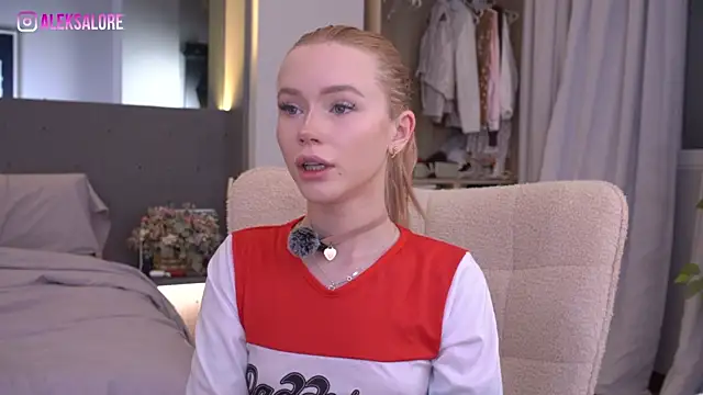 LexieLoree online show from 07-04-26, 03:02