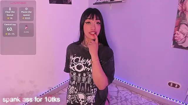 Akari1 Mischief online show from 09-29-25, 01:11