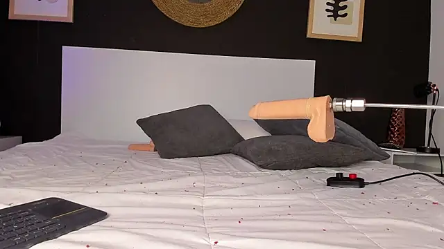 VioletPaket online show from 12-20-24, 02:19