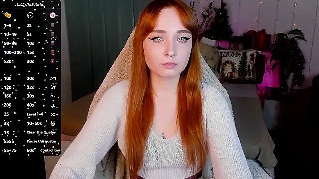 Snapshot of Emma_Chery chatting on 12-28-24, 01:49 Emma Chery online show from 12-28-24, 01:49