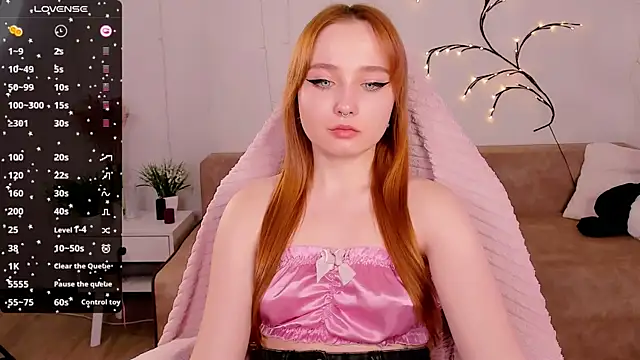 Snapshot of Emma_Chery chatting on 01-21-25, 11:56 Emma Chery online show from 01-21-25, 11:56