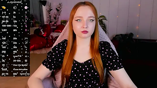 Snapshot of Emma_Chery chatting on 02-05-25, 08:43 Emma Chery online show from 02-05-25, 08:43