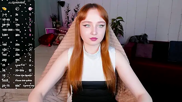 Snapshot of Emma_Chery chatting on 02-13-25, 08:48 Emma Chery online show from 02-13-25, 08:48