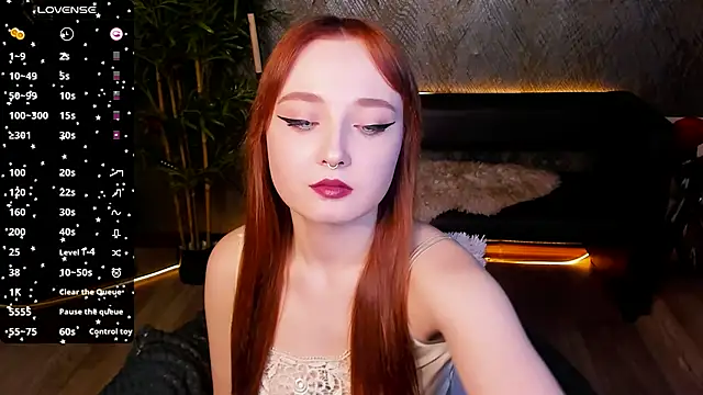 Snapshot of Emma_Chery chatting on 03-15-25, 04:43 Emma Chery online show from 03-15-25, 04:43