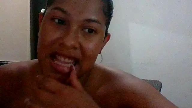 Kitra New online show from 02-17-26, 07:31