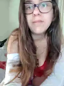 Miachan LaGattinaVogliosa online show from 11-17-25, 02:01