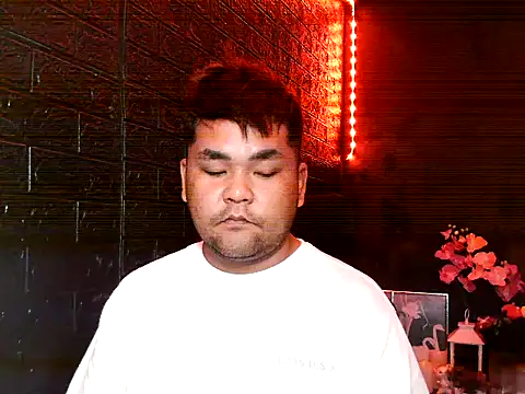 Snapshot of sydneyken chatting on 11-14-25, 02:32 sydneyken online show from 11-14-25, 02:32