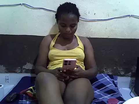 Snapshot of sexy_camara4 chatting on 02-10-25, 02:37 sexy camara4 online show from 02-10-25, 02:37