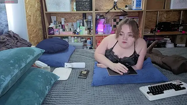 MiniNatalie online show from 03-04-26, 10:10