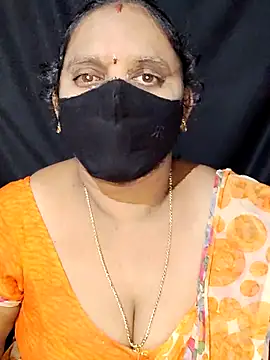 Snapshot of vintage-vibs chatting on 01-15-25, 05:58 vintage-vibs online show from 01-15-25, 05:58