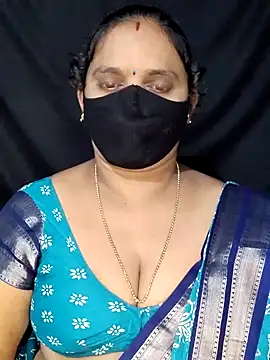 Snapshot of vintage-vibs chatting on 01-31-25, 05:42 vintage-vibs online show from 01-31-25, 05:42