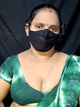 Snapshot of vintage-vibs chatting on 02-05-25, 05:53 vintage-vibs online show from 02-05-25, 05:53