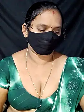 Snapshot of vintage-vibs chatting on 02-13-25, 03:29 vintage-vibs online show from 02-13-25, 03:29