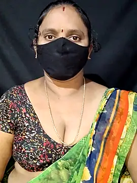 Snapshot of vintage-vibs chatting on 02-21-25, 04:18 vintage-vibs online show from 02-21-25, 04:18