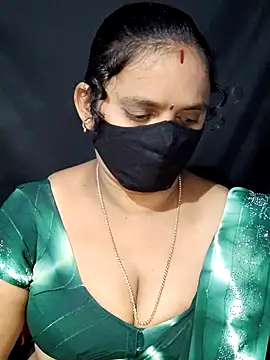 Snapshot of vintage-vibs chatting on 02-23-25, 06:01 vintage-vibs online show from 02-23-25, 06:01