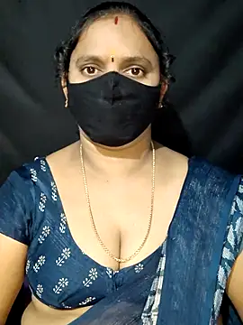 Snapshot of vintage-vibs chatting on 02-24-25, 03:33 vintage-vibs online show from 02-24-25, 03:33