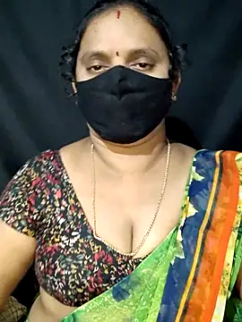 Snapshot of vintage-vibs chatting on 02-26-25, 05:39 vintage-vibs online show from 02-26-25, 05:39